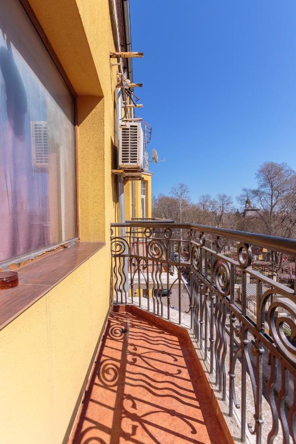Стаи За Гости Хан Крум Burgas City Exterior foto