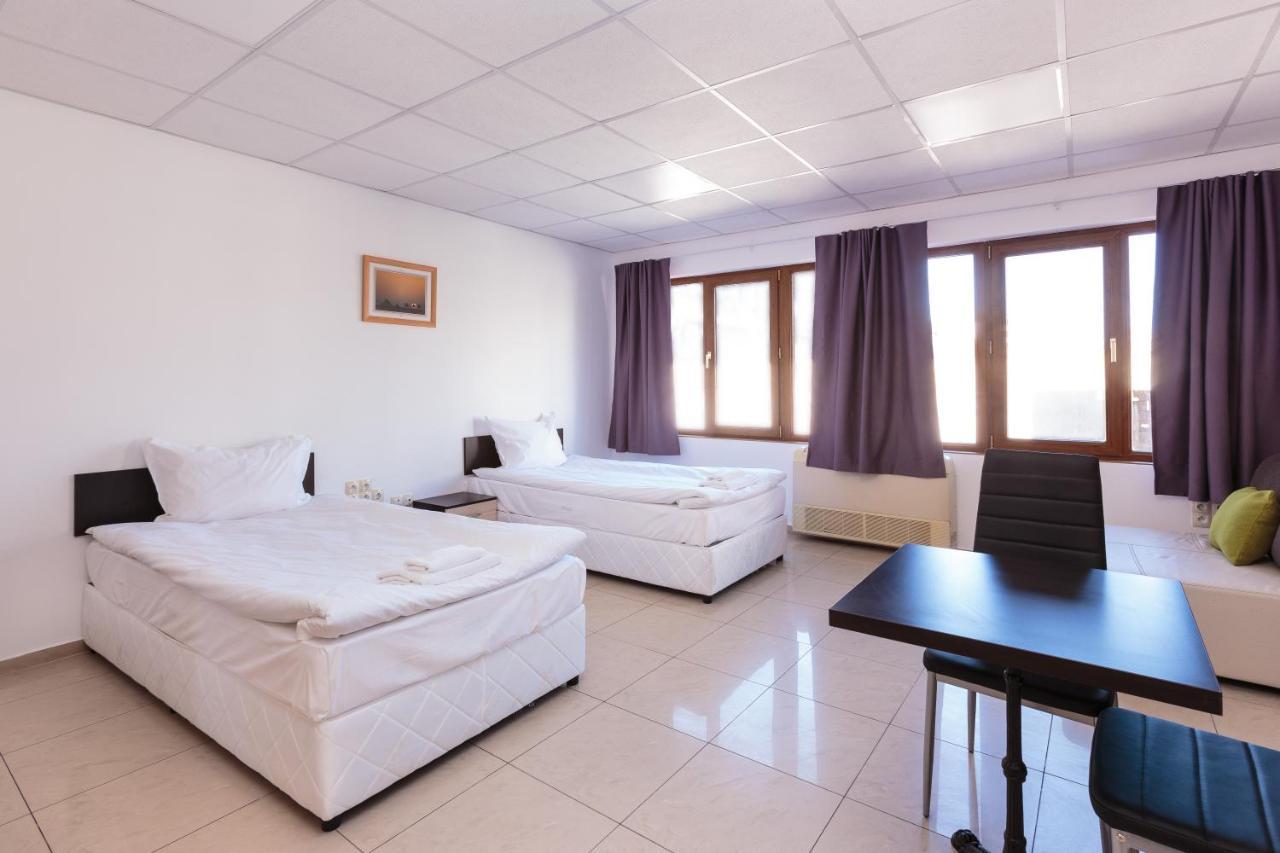 Стаи За Гости Хан Крум Burgas City Exterior foto